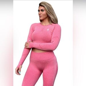 NWOT - Women’s Workout Top